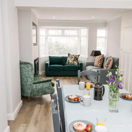 Sam's Place * 惠特比